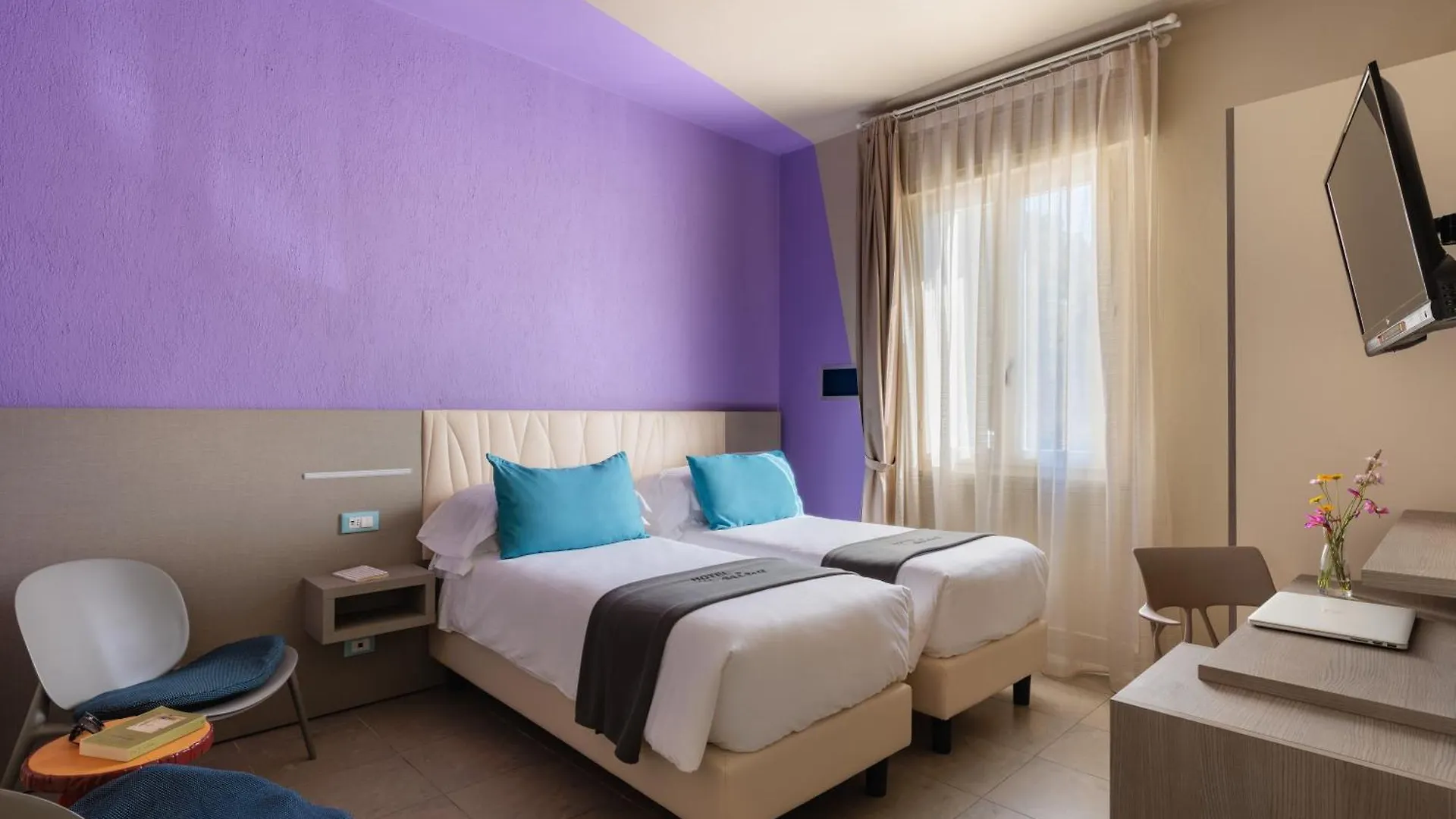 Hotel Nina Marina Di Bibbona 3*,  Italy